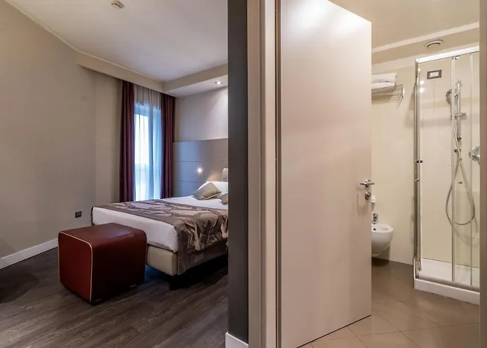 ホテル スマート ホリデイ