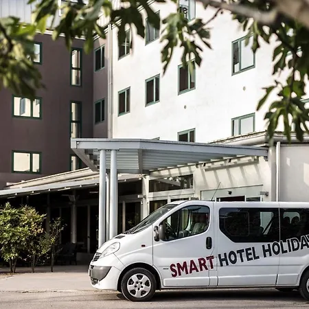 Hotel Smart 4*