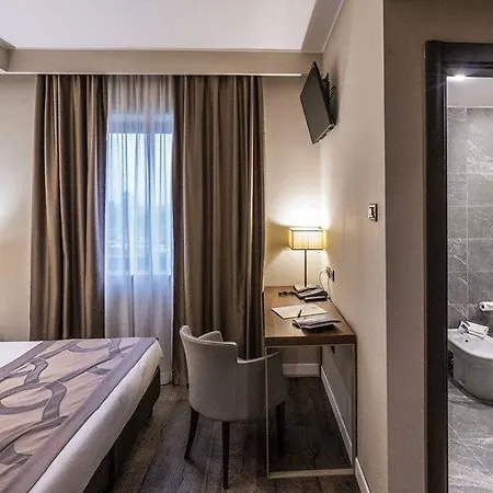 Smart Hotel 4*