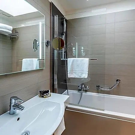 Hotel Smart 4*