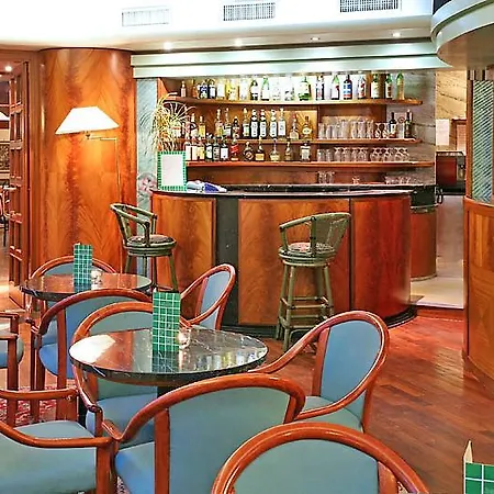 Smart Hotell 4*