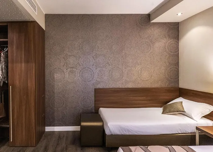 斯玛特假日酒店 酒店 4*